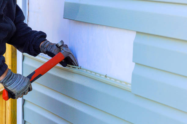 Reliable Emergency Siding Repair contractor in White Hall, IL by Squared Siding